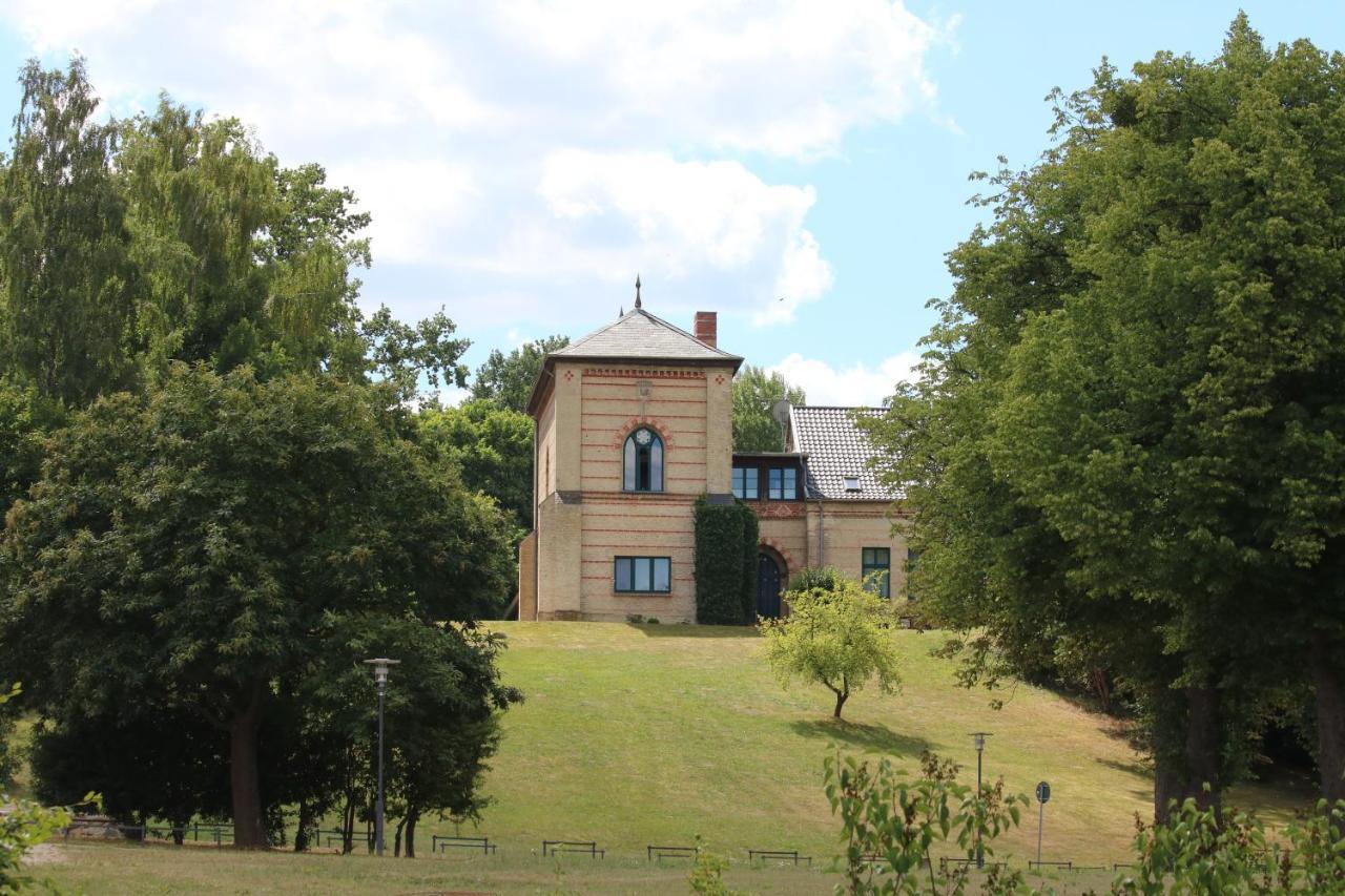 „Rentmeisterhaus Basedow“ Basedow  Екстер'єр фото
