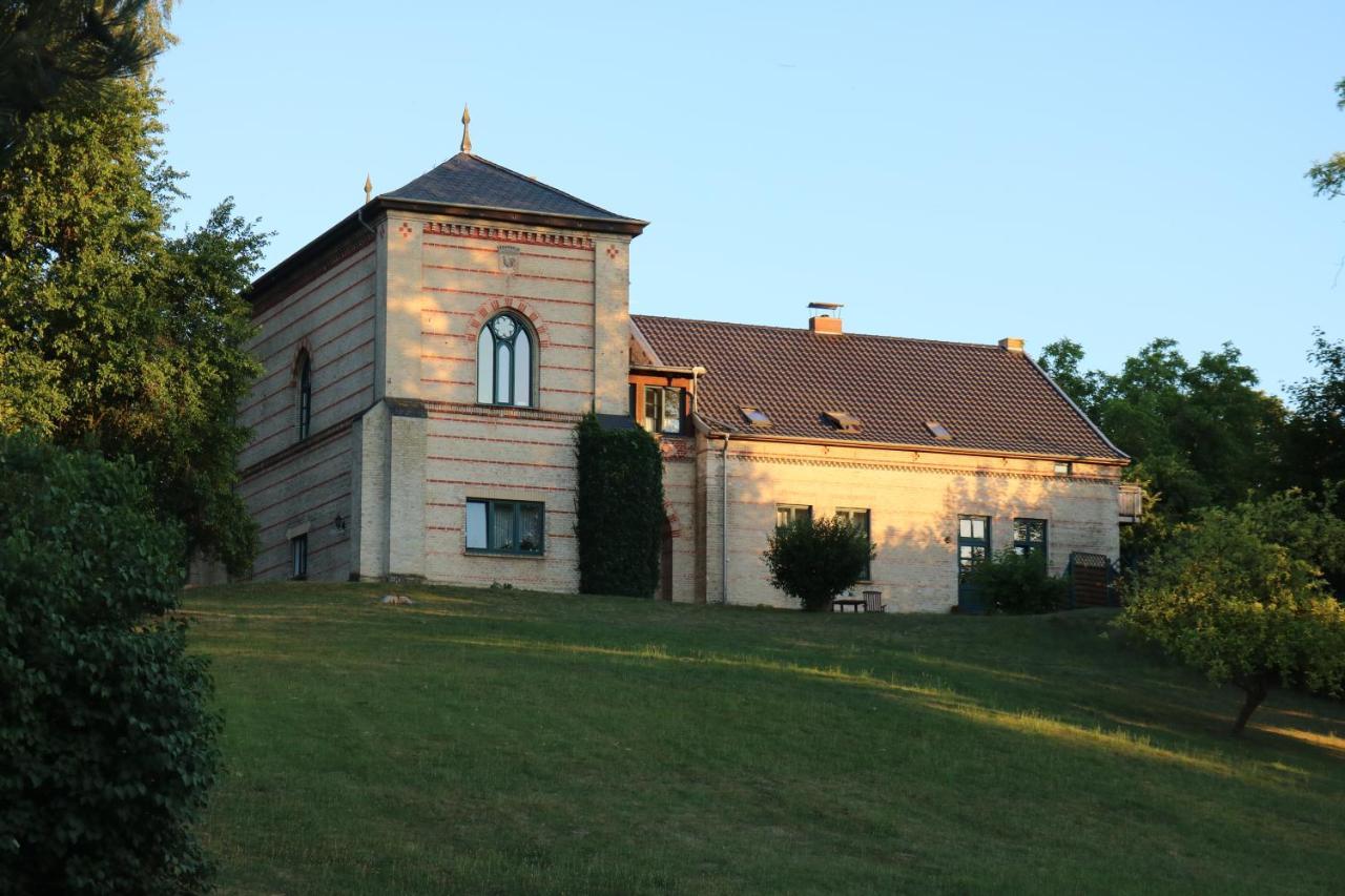 „Rentmeisterhaus Basedow“ Basedow  Екстер'єр фото