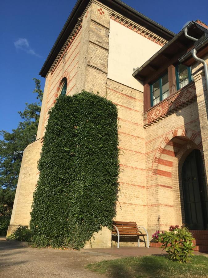 „Rentmeisterhaus Basedow“ Basedow  Екстер'єр фото